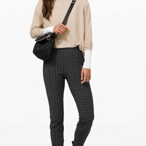 Lululemon Here to There Plaid Women's Pants Size 6